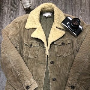 🥳 Vintage- Corduroy Button down jacket